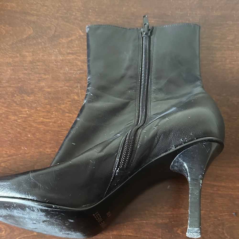 Nine West Black Pointed Toe Leather Ankle Booties with Side Zipper US8.5 - Picture 13 of 16